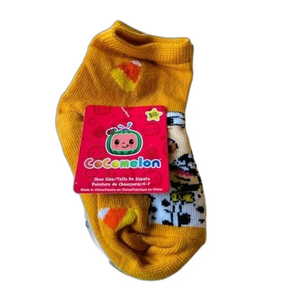 COCOMELON KIDS SOCKS 5 pairs shoe size 4-7 NWT - Picture 1 of 4